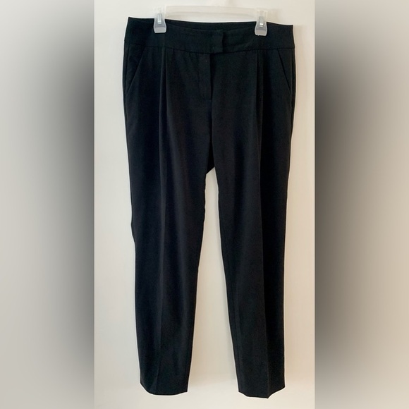 WEEKEND MAX MARA Pleated Black Trousers - Picture 2 of 8